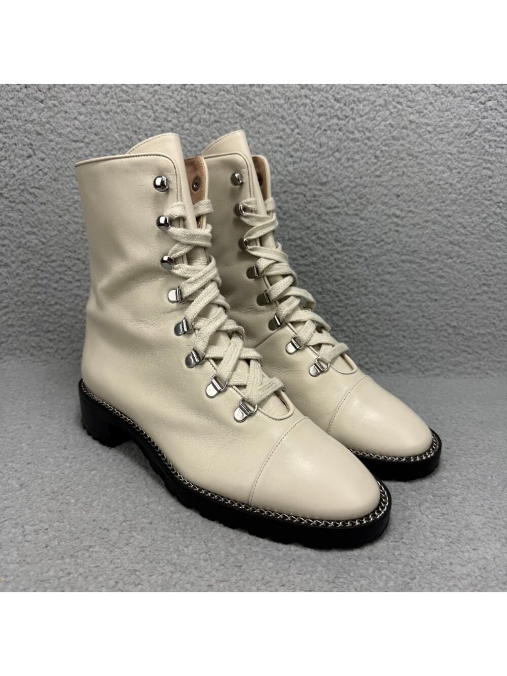 Stuart Weitzman Boots Womens 7.5 Shoes Oat White Kolbie Chain Combat Biker Ankle
